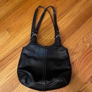 Authentic and Vintage Coach Shoulder Tote Bag Leather Black
